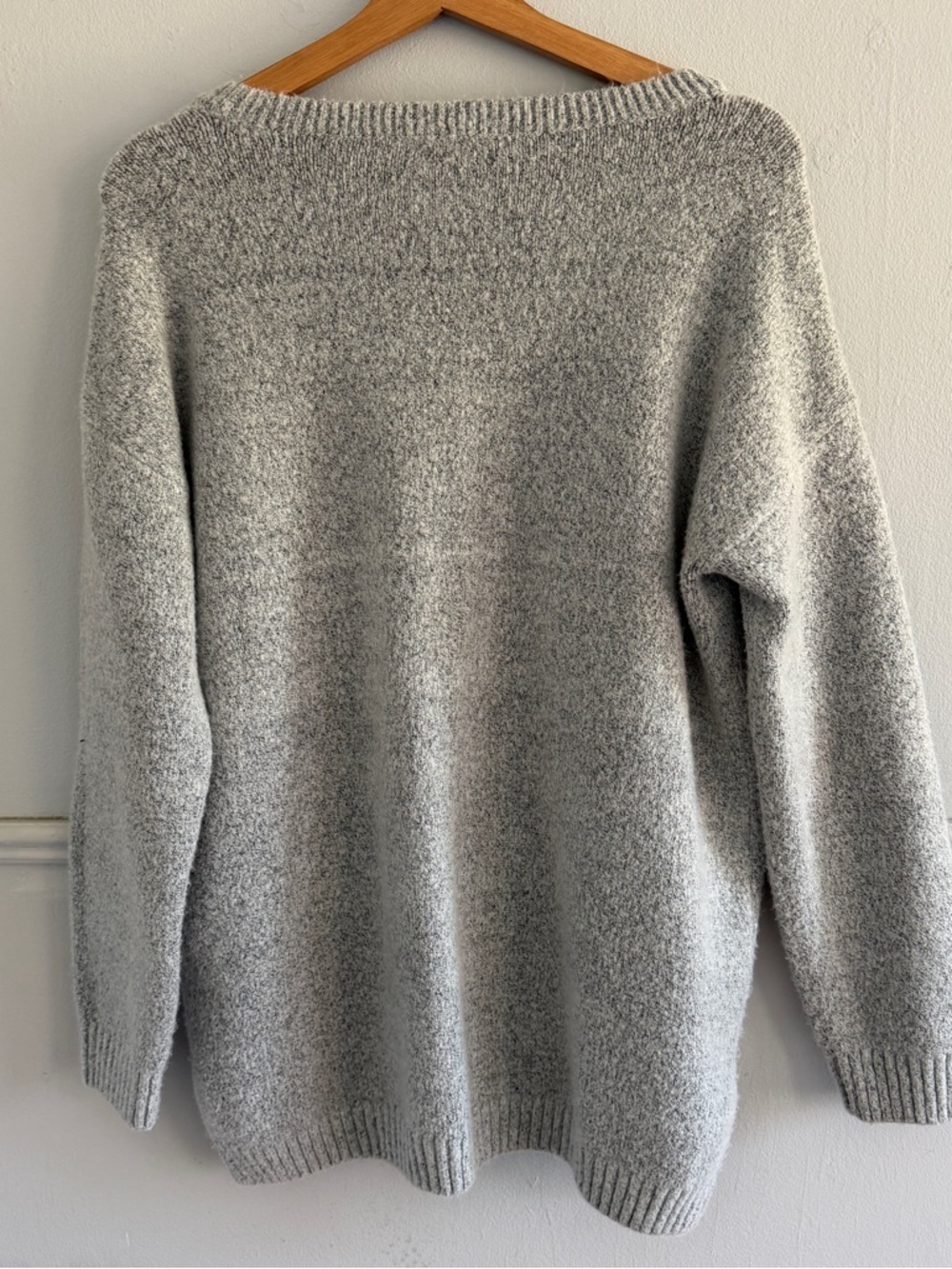 ANTHROPOLOGIE > Tinsel Star Sweater - Picture 2 of 4